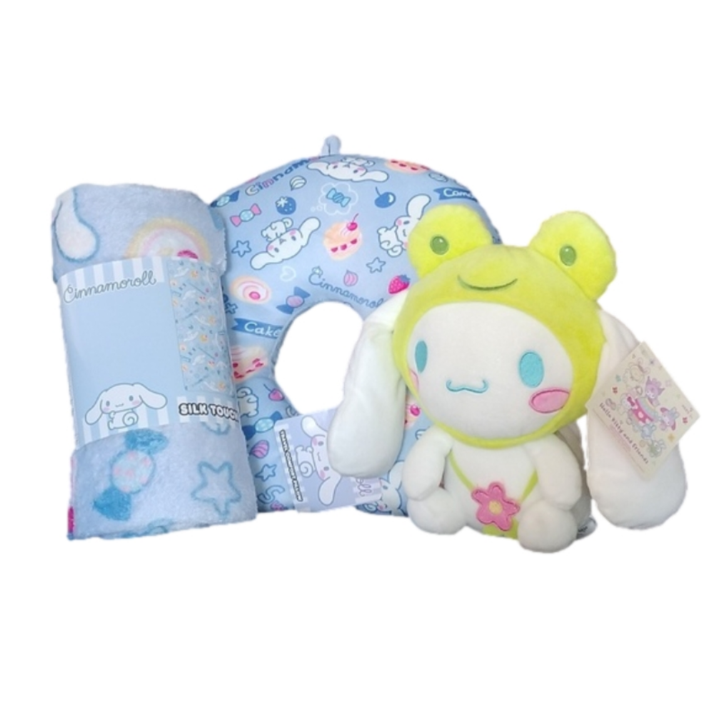 Hello Kitty & Friends Cinnamoroll w/ Silk Touch Blanket & Travel Comfort Pillow